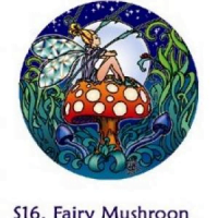 Raamsticker elfje op paddenstoel