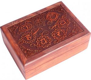 houten kistje zeven chakra's