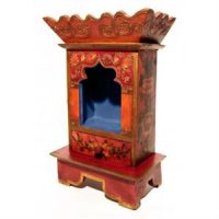 Houten altaar op tafeltje met lade handbeschilderd